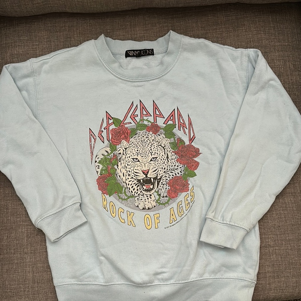 Vinyl icon- Light Blue girls size large